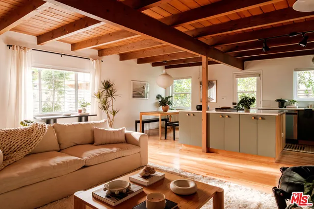 $1,088,000 | 940 East Arroyo Terrace, Alhambra, CA 91801