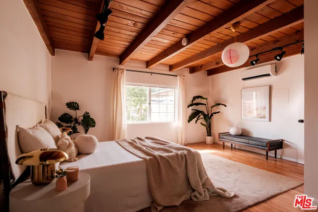 $1,088,000 | 940 East Arroyo Terrace, Alhambra, CA 91801