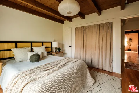 $1,088,000 | 940 East Arroyo Terrace, Alhambra, CA 91801