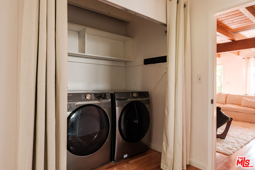 940 East Arroyo Terrace Alhambra, CA 91801 - Photo 36 of 54 a utility room with dryer and washer