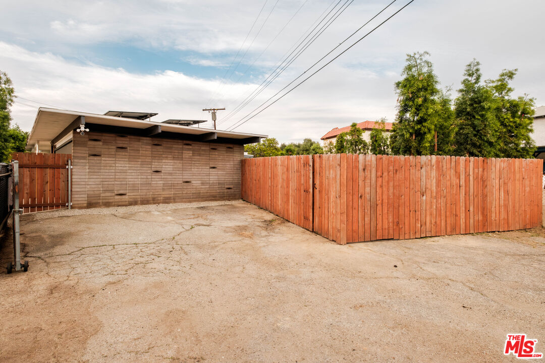 940 East Arroyo Terrace Alhambra, CA 91801 - Photo 52 of 54 a view of a backyard of the house