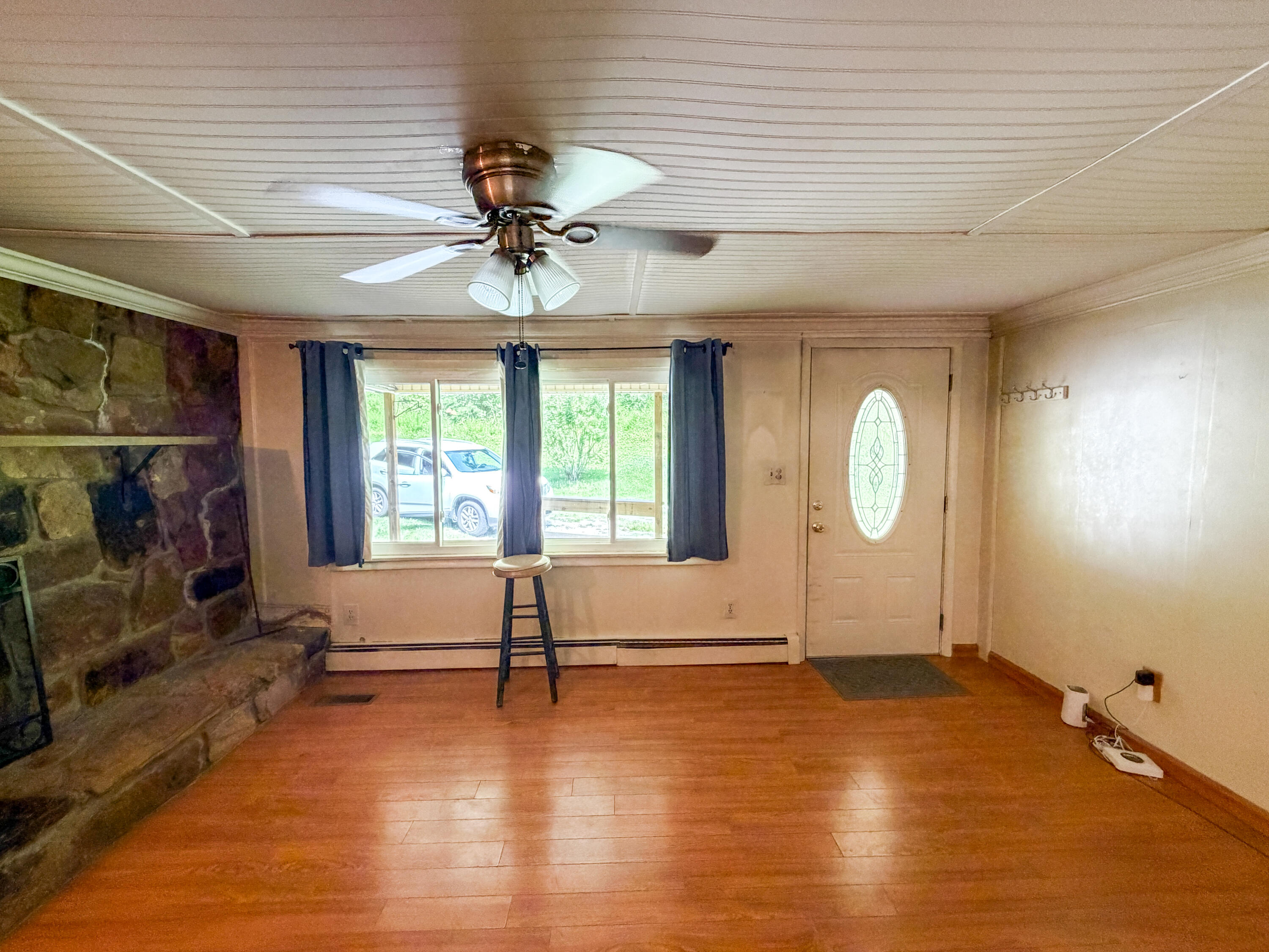 2045 Teges Creek Road Manchester, KY 40962 - Photo 22 of 78 LightroomRealEstateEdits-39
