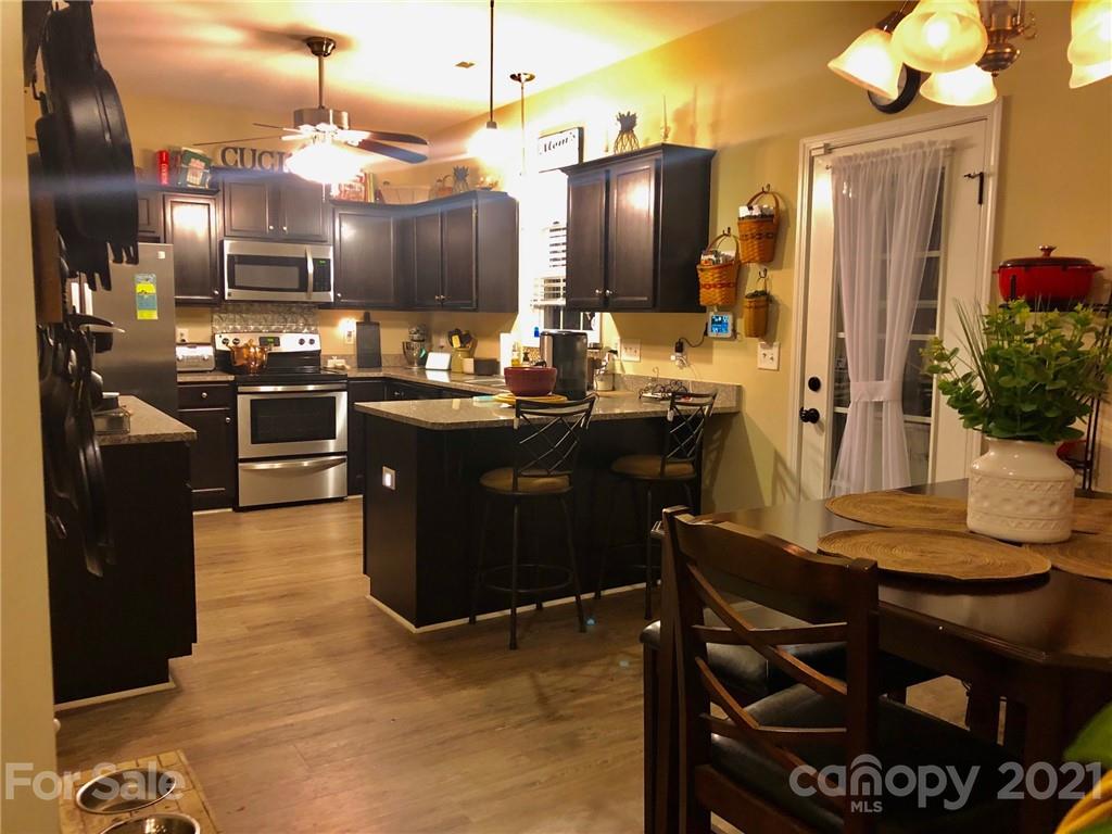 441 Danielle Way Fort Mill, SC 29715 - Photo 6 of 15 Gallery Image 6
