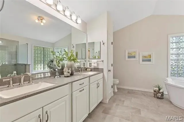 $3,750 | 1904 York Ridge Court, Chesterfield, MO 63017