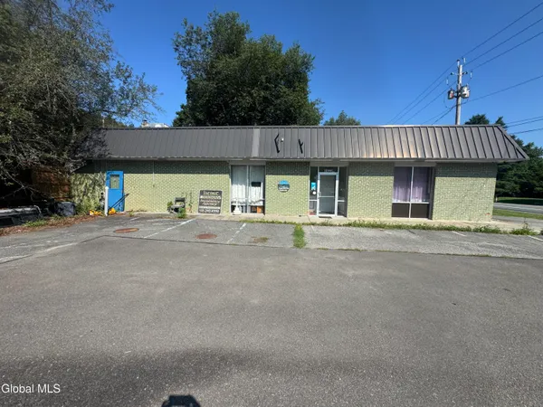 $221,900 | 18223 Highway 22, Berlin, NY 12022