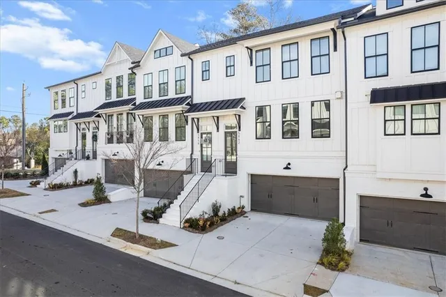 $4,500 | 5862 Westin Road, Atlanta, GA 30328