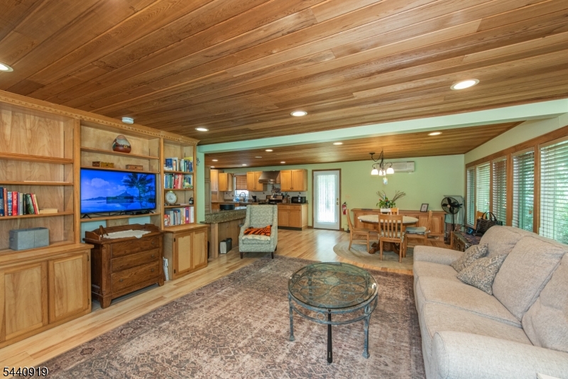 101 Rolling Ridge Road West Milford, NJ 07480 - Photo 15 of 33