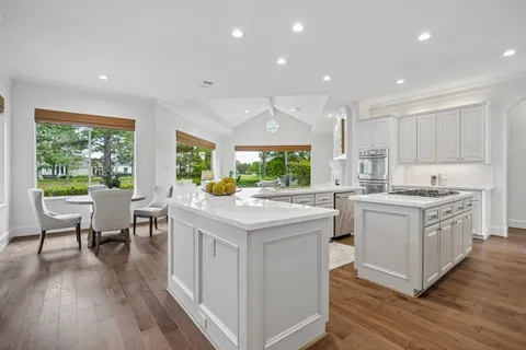 $1,595,000 | 6010 Isla Vista Court, Houston, TX 77041