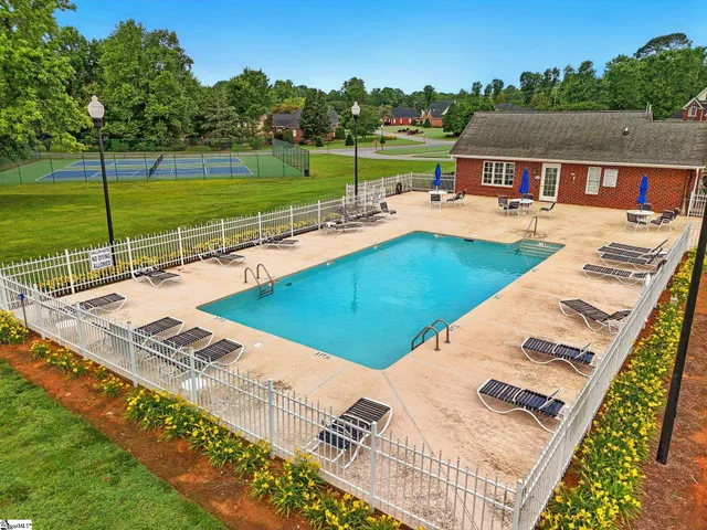 $599,000 | 225 Watersedge Drive, Boiling Springs, SC 29316