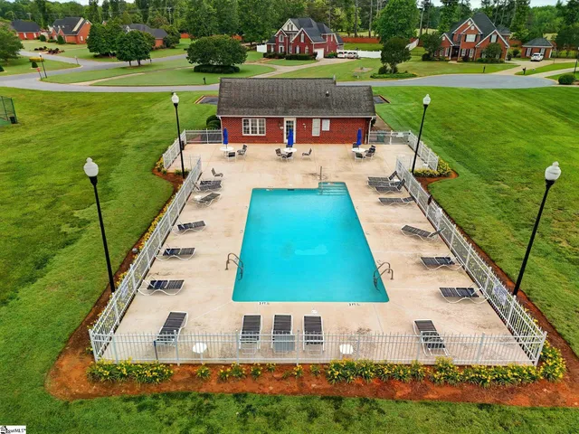 $599,000 | 225 Watersedge Drive, Boiling Springs, SC 29316