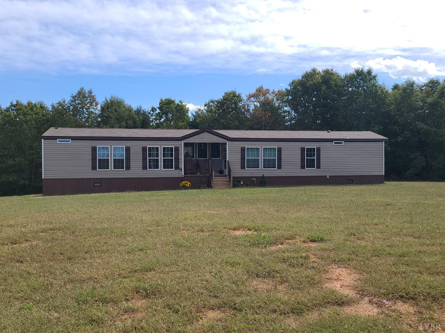 344 Midway Road Phenix, VA 23959 - Photo 35 of 37 a view of a house with a swimming pool