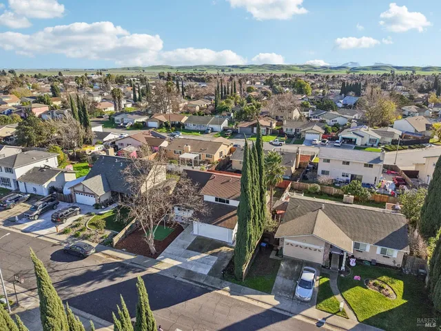 $585,000 | 1109 Waxwing Lane, Suisun City, CA 94585