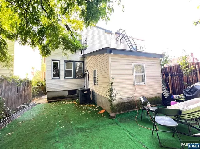 $865,000 | 564 Broadway, Newark, NJ 07104