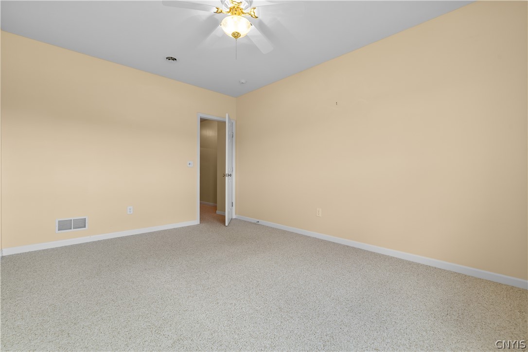 635 Higby Road New Hartford, NY 13501 - Photo 37 of 49