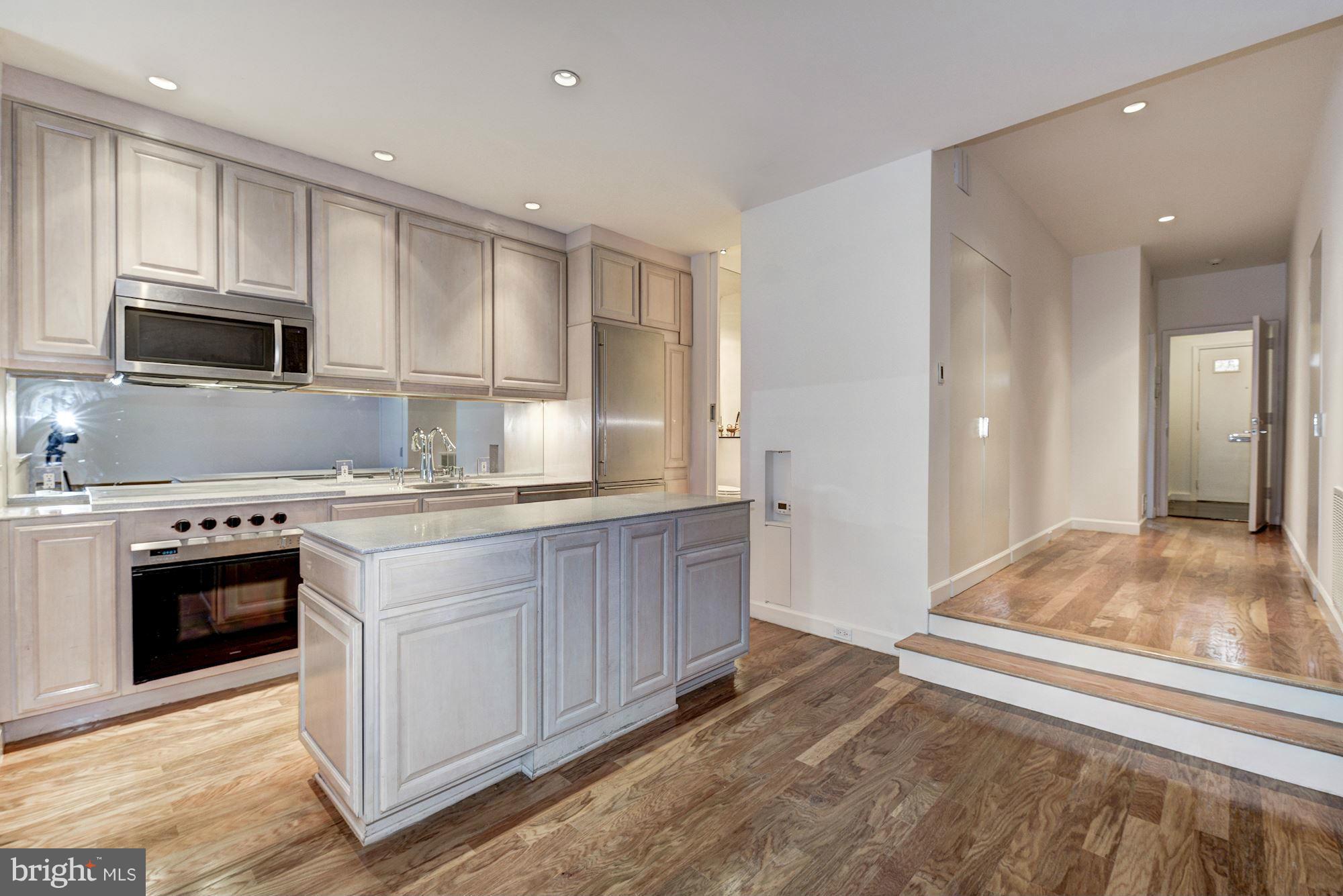 4226 River Road Northwest Washington, DC 20016 - Photo 24 of 28 Interior (General)