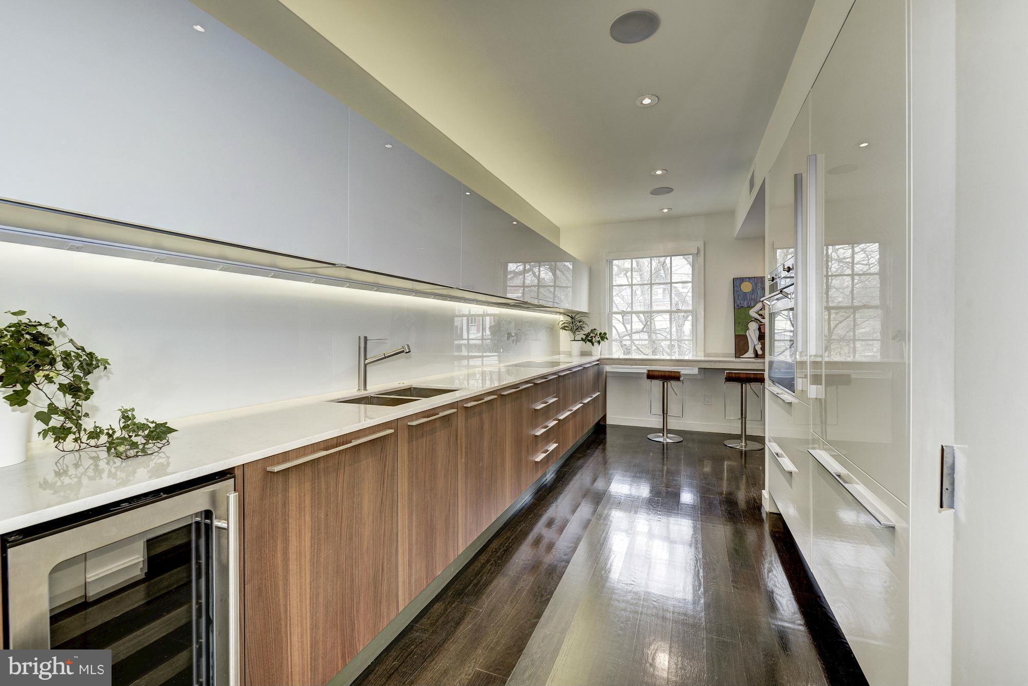 4226 River Road Northwest Washington, DC 20016 - Photo 8 of 28 Kitchen