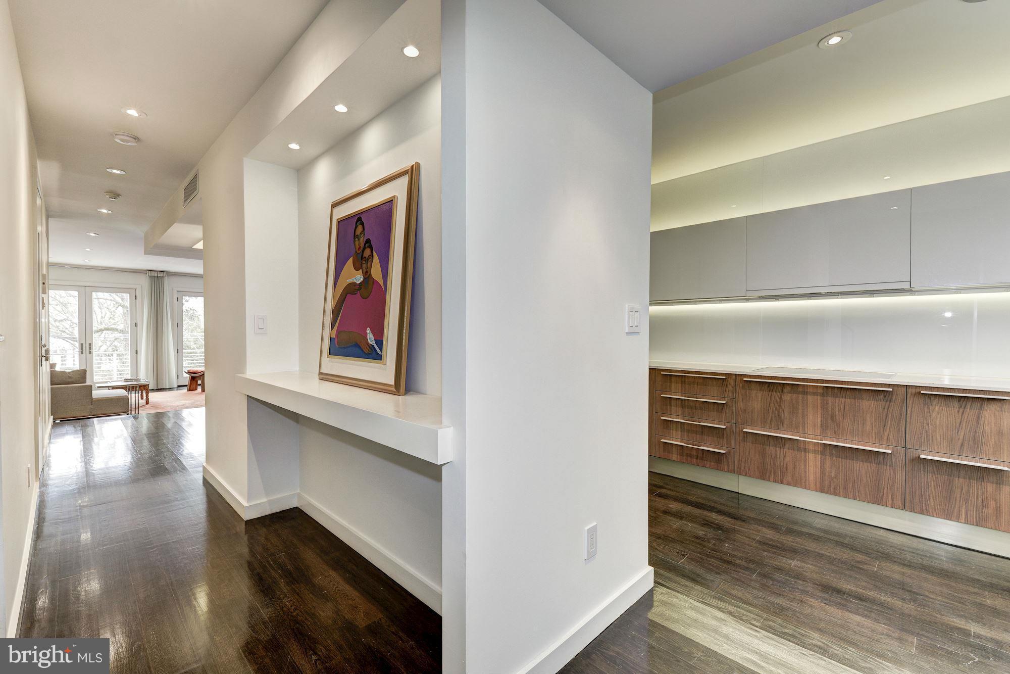 4226 River Road Northwest Washington, DC 20016 - Photo 10 of 28 Interior (General)