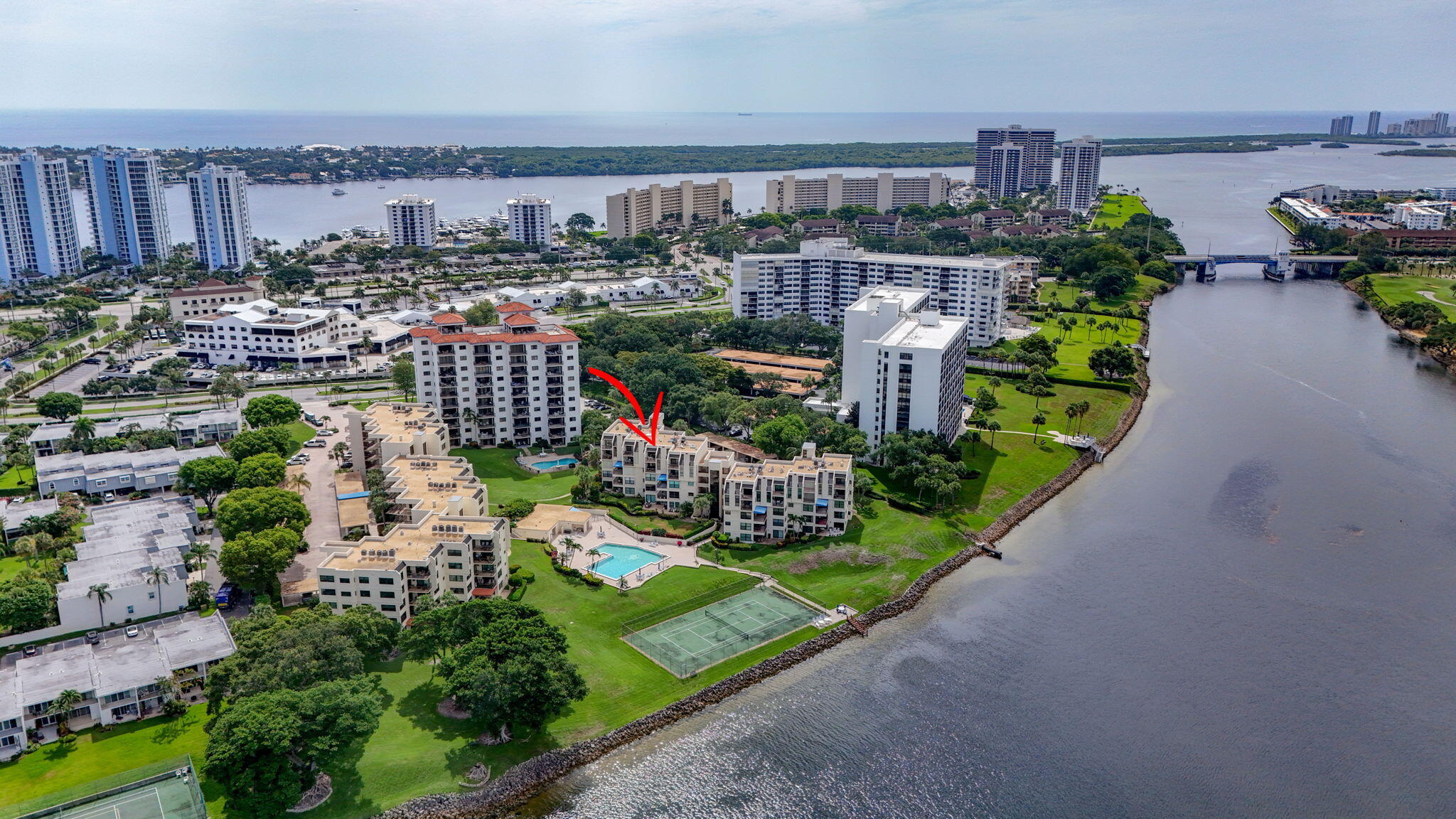364 Golfview Road, Unit 506 North Palm Beach, FL 33408 - Photo 61 of 68 73-web-or-mls-DJI_20260601224002_0655_D-