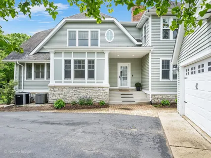 $1,425,000 | 30 Waverly Avenue, Clarendon Hills, IL 60514