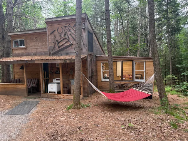 $299,000 | 325 Calderwood Road, Washington, ME 04574