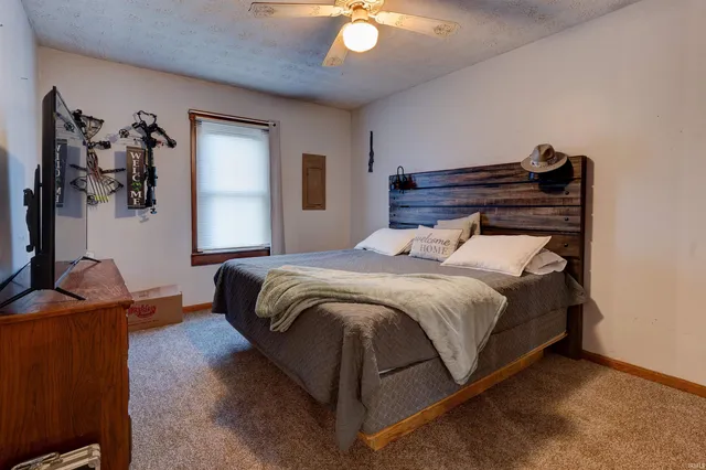 $199,900 | 10546 North McDonald Avenue, Evanston, IN 47531