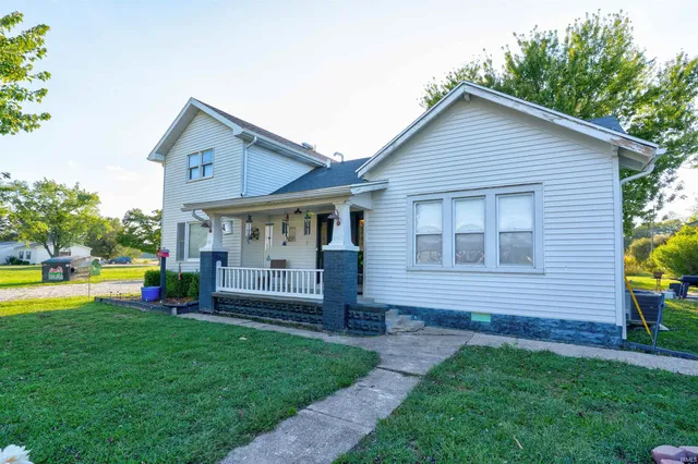 $199,900 | 10546 North McDonald Avenue, Evanston, IN 47531