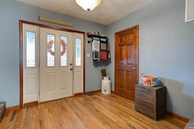 $199,900 | 10546 North McDonald Avenue, Evanston, IN 47531