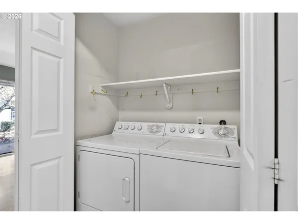 $239,900 | 4606 West Powell Boulevard, Unit 162, Gresham, OR 97030