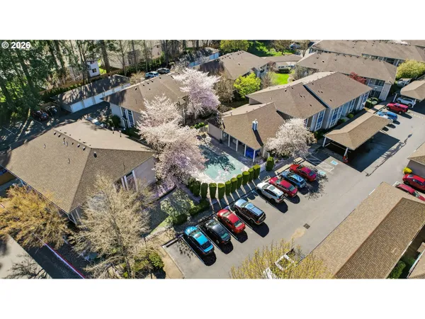 $239,900 | 4606 West Powell Boulevard, Unit 162, Gresham, OR 97030