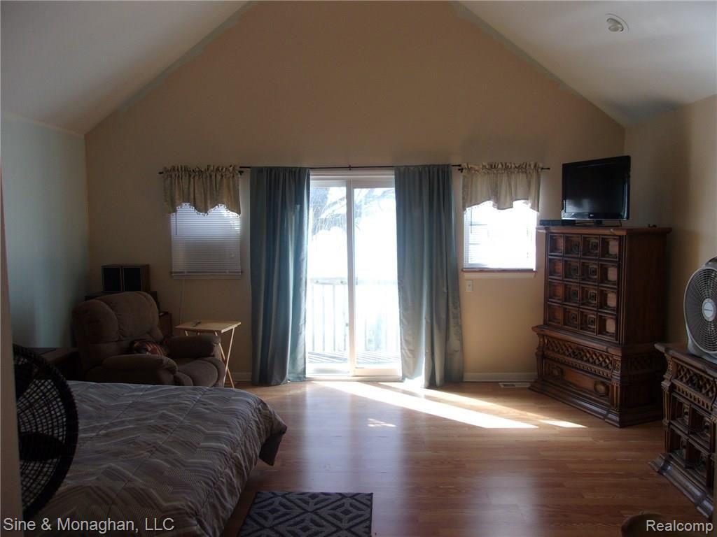 3907 Pointe Tremble Road Algonac, MI 48001 - Photo 34 of 48 101_9214.JPG