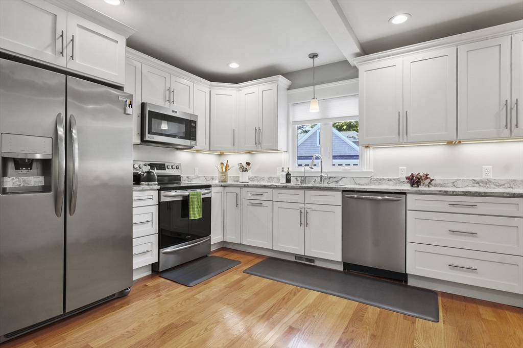 602 Main Street, Unit 1 Woburn, MA 01801 - Photo 11 of 29