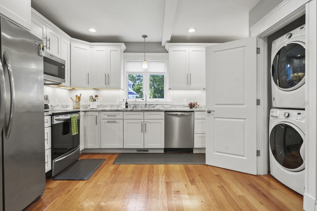 602 Main Street, Unit 1 Woburn, MA 01801 - Photo 14 of 29