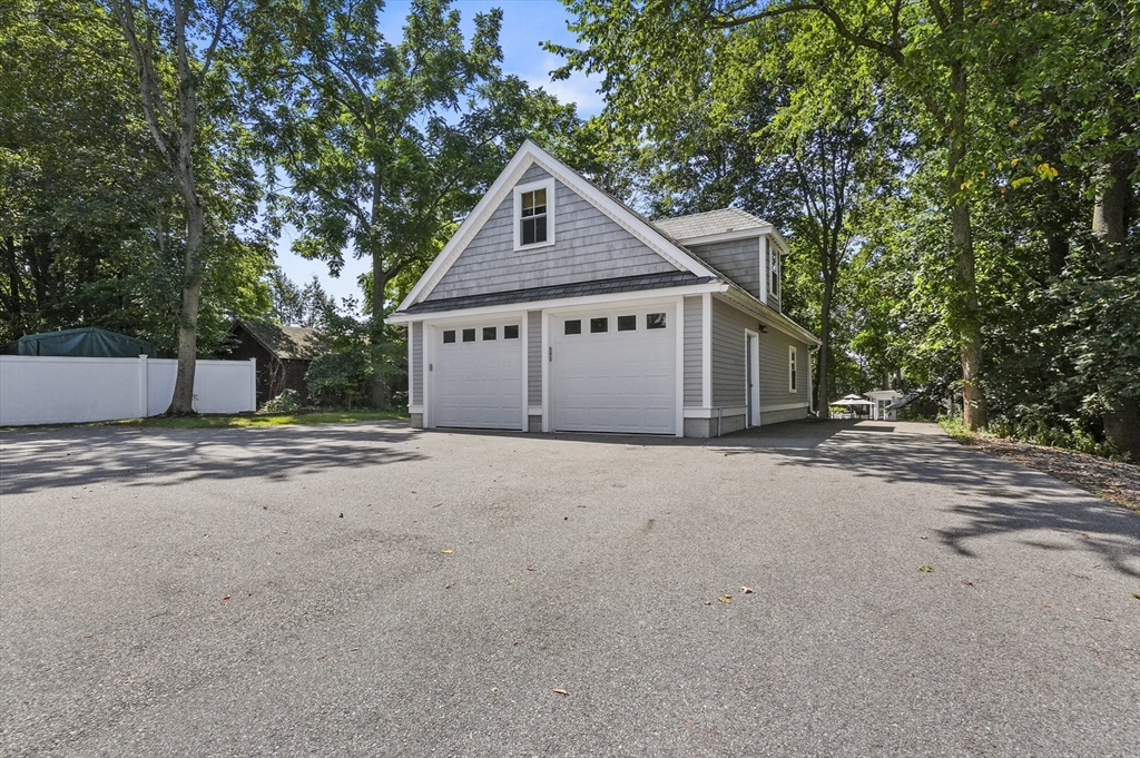 602 Main Street, Unit 1 Woburn, MA 01801 - Photo 22 of 29