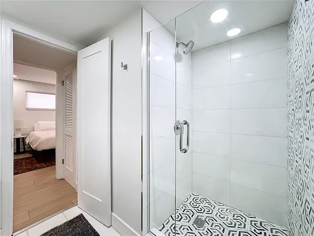 $203,900 | 4328 Edgewater Drive, Unit E103, Orlando, FL 32804