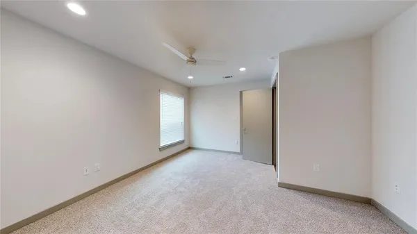 $1,300 | 6304 Prospect Avenue, Unit 202, Dallas, TX 75214
