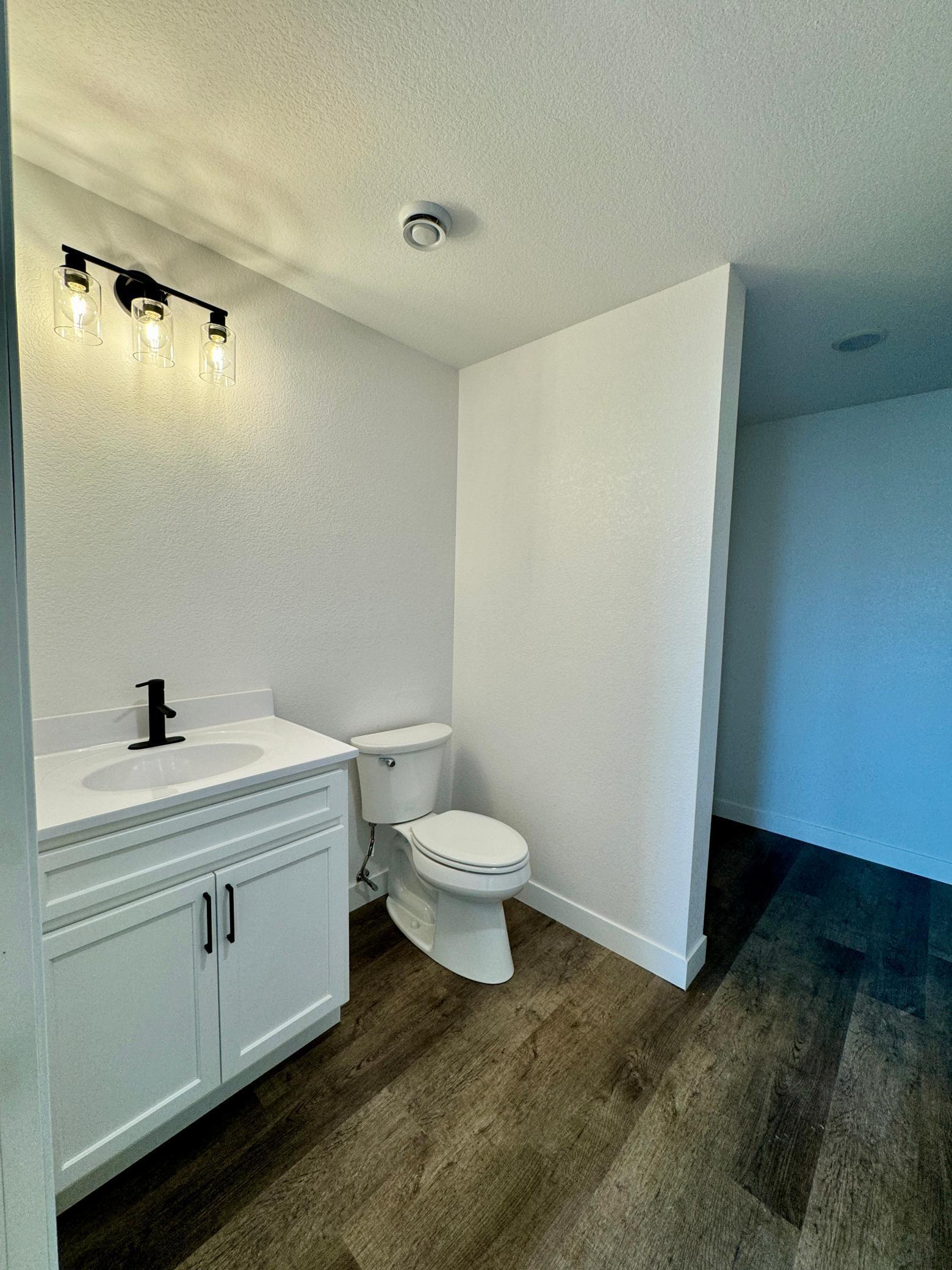 605 McKinley Street Southeast Warroad, MN 56763 - Photo 12 of 22