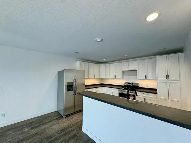 $229,000 | 605 McKinley Street Southeast, Warroad, MN 56763