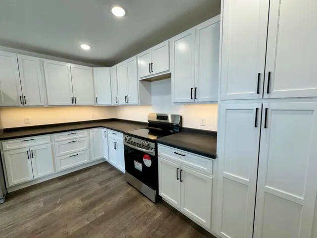 $229,000 | 605 McKinley Street Southeast, Warroad, MN 56763