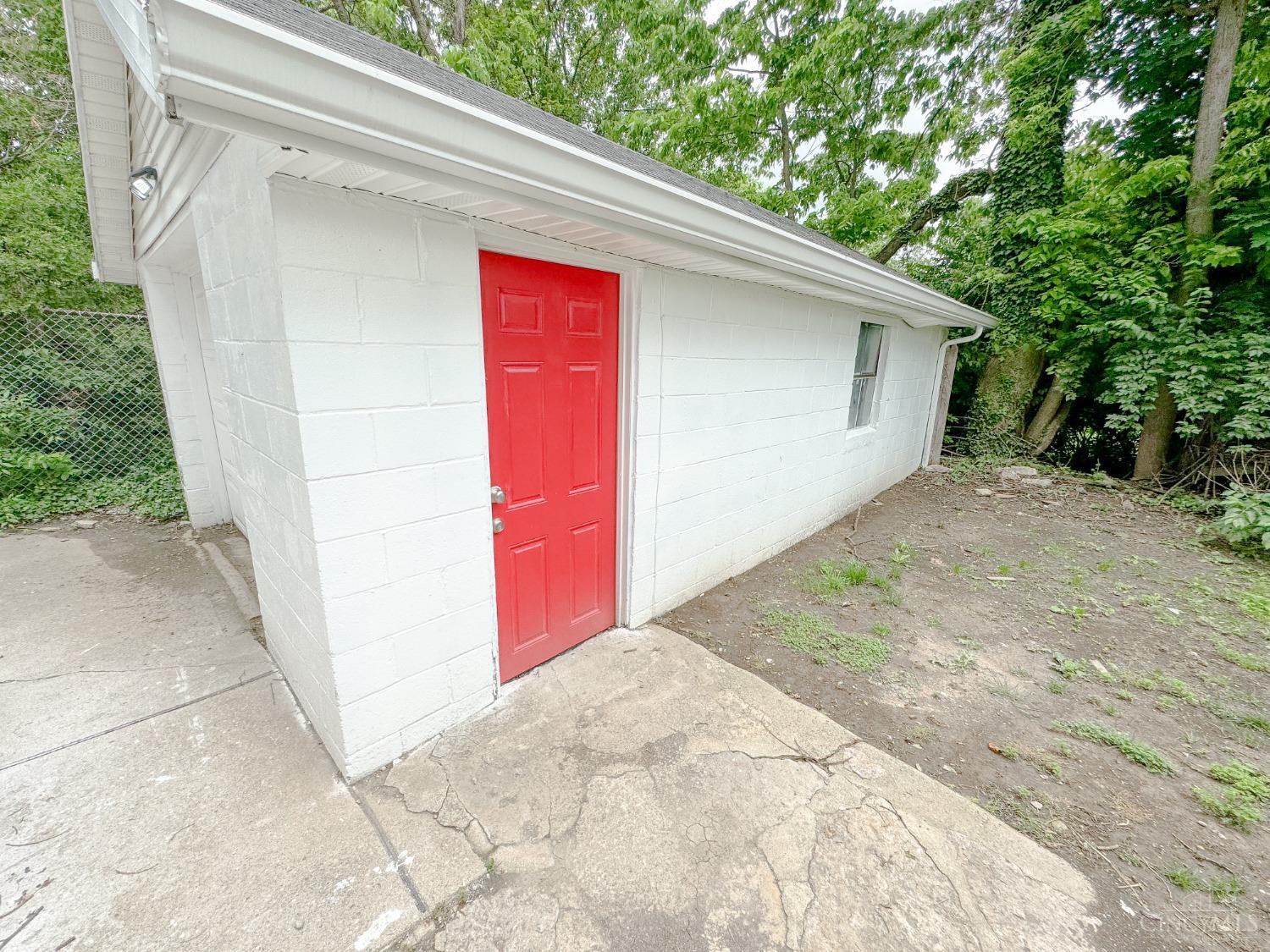 2203 Lawn Avenue Norwood, OH 45212 - Photo 15 of 23