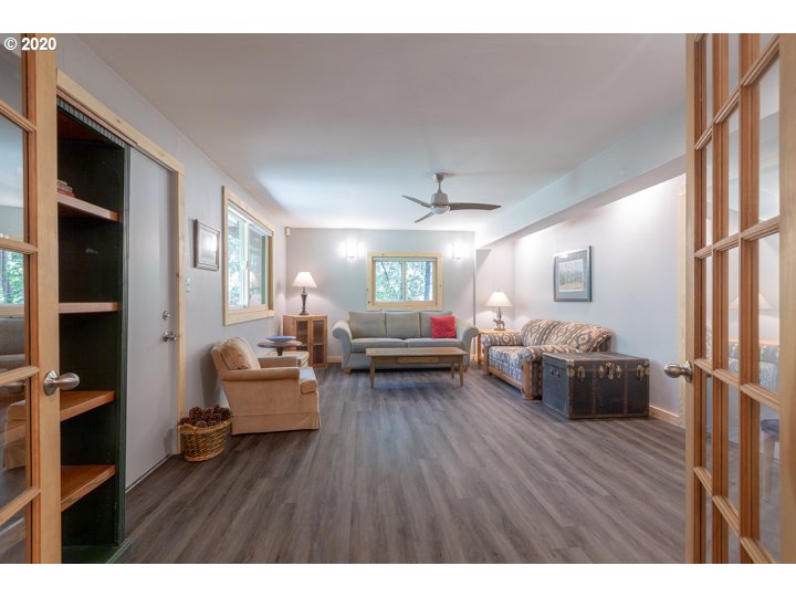 76419 East Road 30 Rhododendron, OR 97049 - Photo 19 of 29 Gallery Image 19