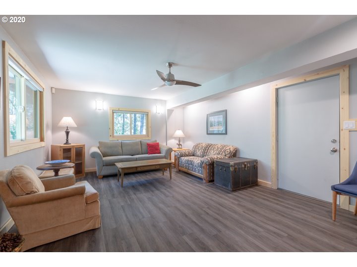 76419 East Road 30 Rhododendron, OR 97049 - Photo 20 of 29 Gallery Image 20