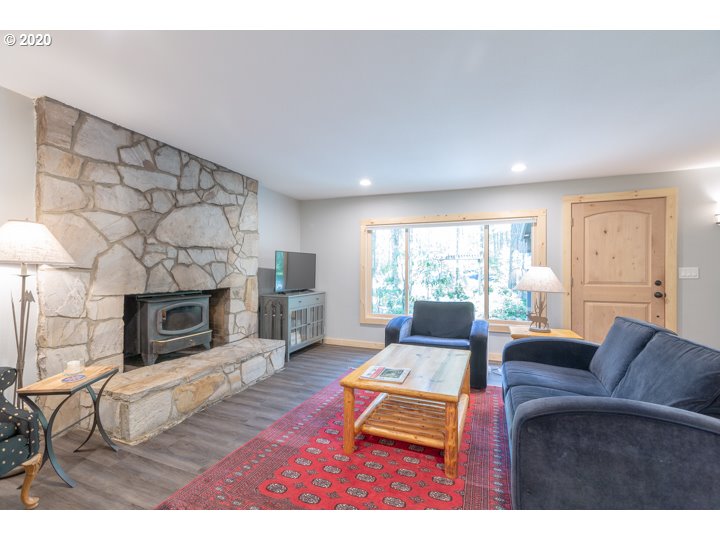 76419 East Road 30 Rhododendron, OR 97049 - Photo 4 of 29 Gallery Image 4