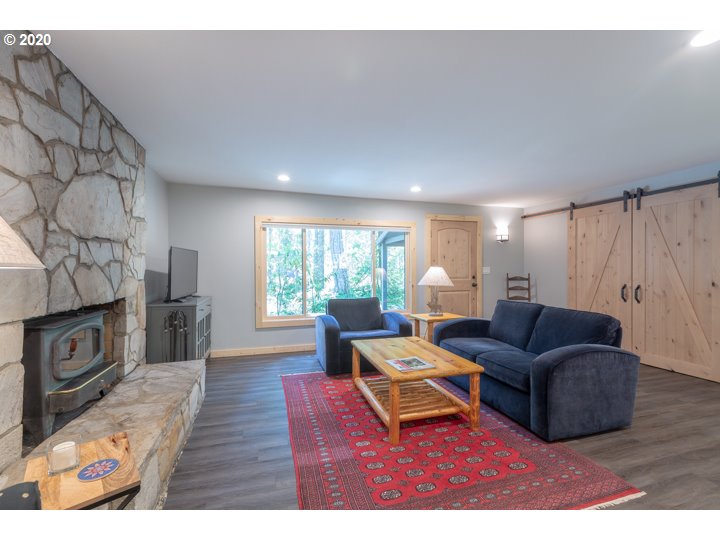 76419 East Road 30 Rhododendron, OR 97049 - Photo 5 of 29 Gallery Image 5