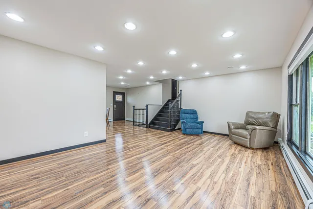 $405,000 | 322 4th Avenue Southeast, Hillsboro, ND 58045