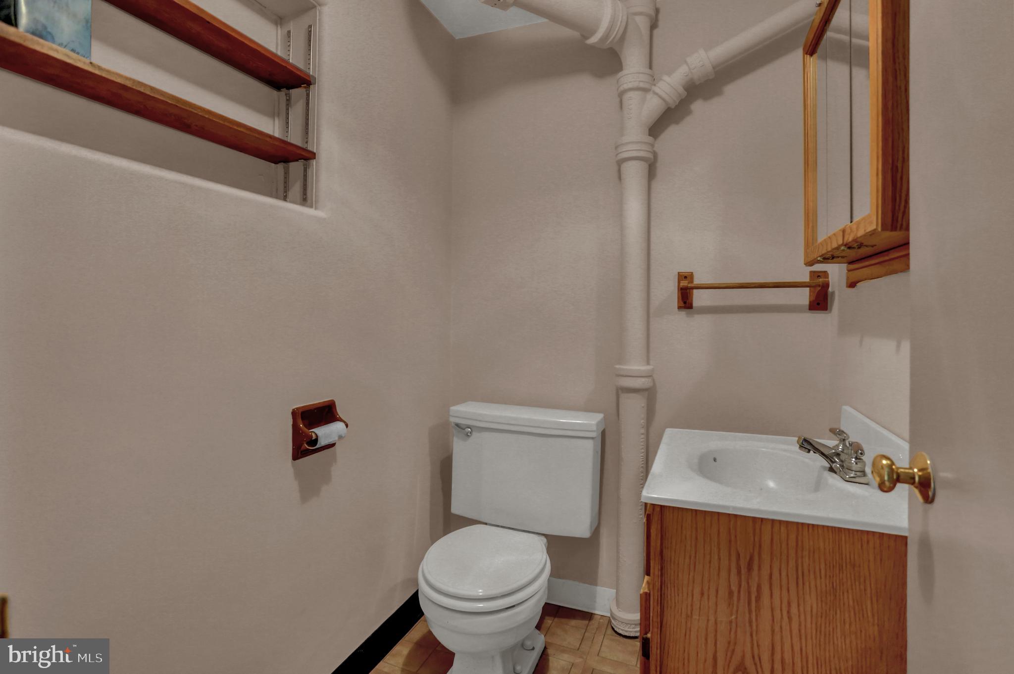 2419 Wharton Road York, PA 17402 - Photo 36 of 49 Gallery Image 36