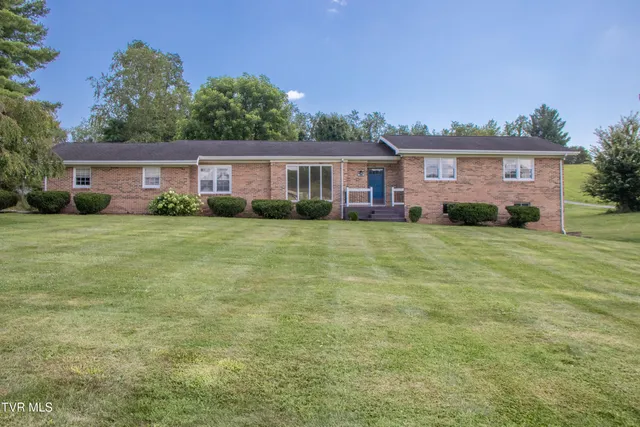 $525,000 | 19400 Lee Highway, Abingdon, VA 24210