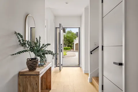 $1,699,000 | 1901 West St Johns Avenue, Austin, TX 78757