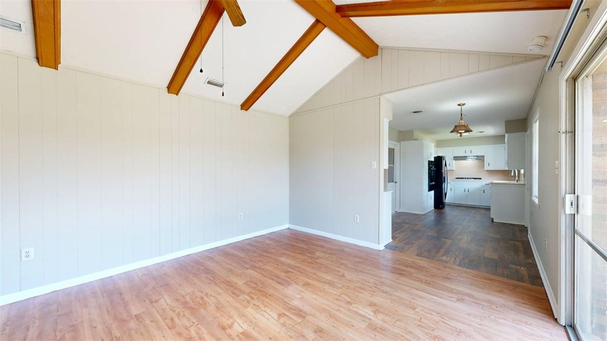 302 Laurel Street Bryan, TX 77801 - Photo 4 of 37