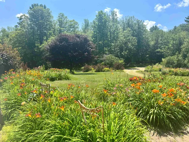 $1,250,000 | 24 White Brook Drive, Sullivan, NH 03445