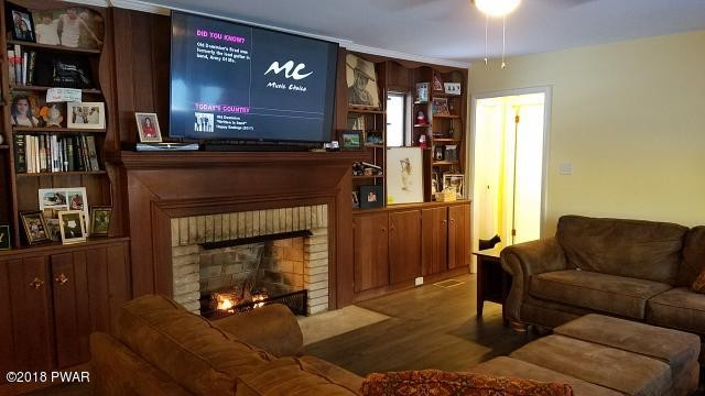 1758 Rt 590 Hawley, PA 18428 - Photo 5 of 18